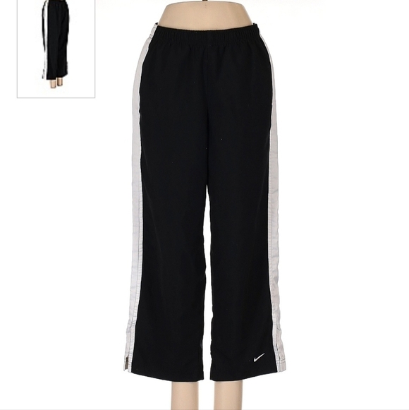 Nike Pants - Nike Black White Cropped Pants Women's Small S (4-6) Pockets Inner Drawstring